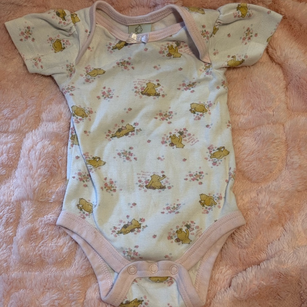 VINTAGE “Classic Pooh” Onesie